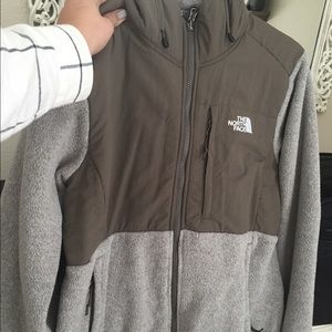 NORTH FACE DENALI HOODED JACKET SZ M